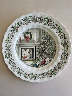 JOHNSON BROTHERS Vintage 'Merry Christmas'  Plate